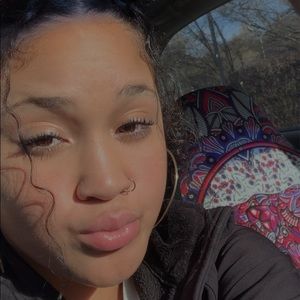 Meet your Posher, Destiny